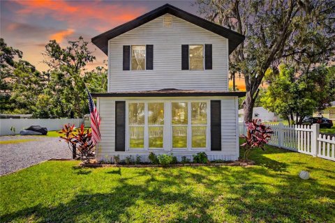 House in Plant City, Florida 3 bedrooms, 153.1 sq.m. № 1854554 - photo 1