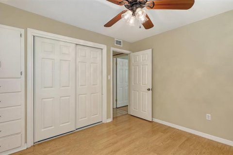 House in Sarasota, Florida 3 bedrooms, 120.77 sq.m. № 1804063 - photo 21