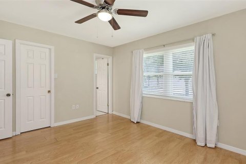 House in Sarasota, Florida 3 bedrooms, 120.77 sq.m. № 1804063 - photo 18