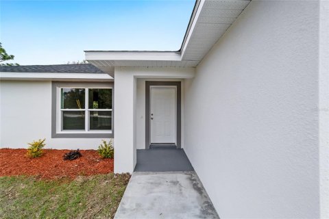 House in Ocala, Florida 3 bedrooms, 117.71 sq.m. № 2119591 - photo 4