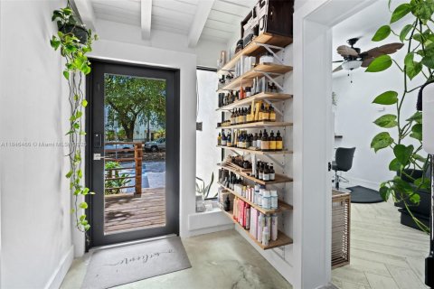 Casa en venta en Miami, Florida, 3 dormitorios, 130.81 m2 № 1845931 - foto 23