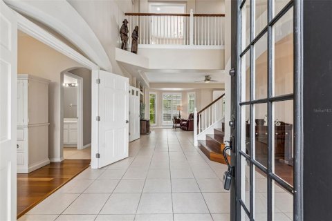 Casa en venta en Tampa, Florida, 5 dormitorios, 394.65 m2 № 2150661 - foto 5