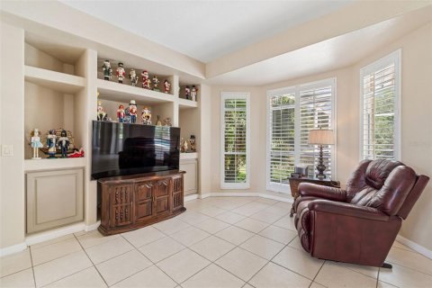 Casa en venta en Tampa, Florida, 5 dormitorios, 394.65 m2 № 2150661 - foto 19