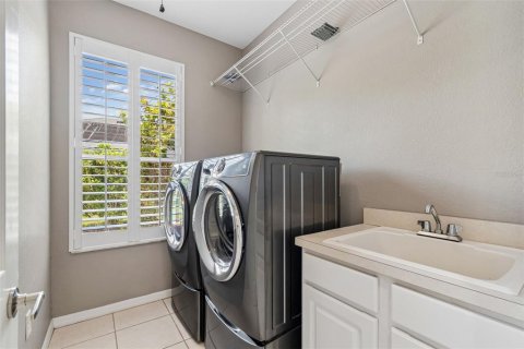 Casa en venta en Tampa, Florida, 5 dormitorios, 394.65 m2 № 2150661 - foto 27
