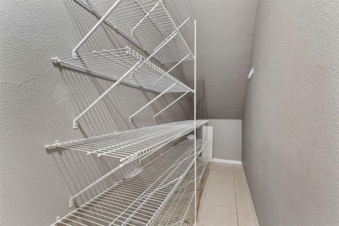 Casa en venta en Tampa, Florida, 5 dormitorios, 394.65 m2 № 2150661 - foto 29