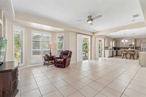 Casa en venta en Tampa, Florida, 5 dormitorios, 394.65 m2 № 2150661 - foto 16
