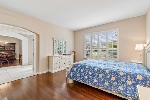 Casa en venta en Tampa, Florida, 5 dormitorios, 394.65 m2 № 2150661 - foto 10