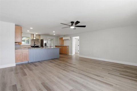 Villa ou maison à vendre à Arcadia, Floride: 3 chambres, 133.97 m2 № 2140168 - photo 5