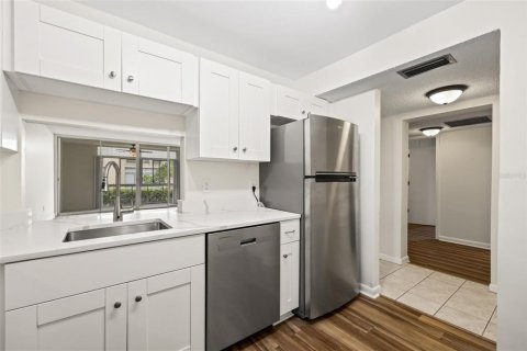 Condo in Clearwater, Florida, 2 bedrooms  № 1252008 - photo 13
