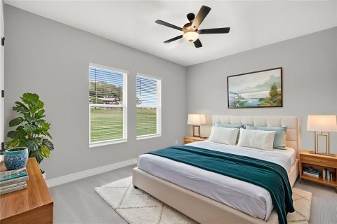 House in Fruitland Park, Florida 4 bedrooms, 314.85 sq.m. № 2212831 - photo 30