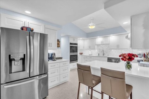Villa ou maison à vendre à Punta Gorda, Floride: 4 chambres, 316.52 m2 № 2135241 - photo 14