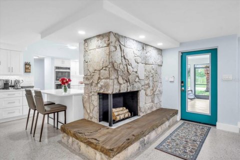 Villa ou maison à vendre à Punta Gorda, Floride: 4 chambres, 316.52 m2 № 2135241 - photo 7