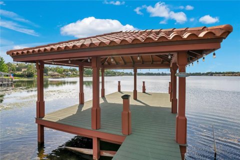 House in Orlando, Florida 3 bedrooms, 214.33 sq.m. № 1656770 - photo 26