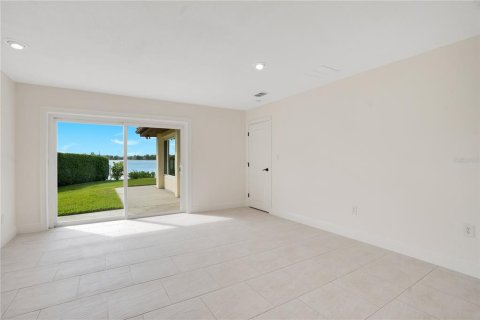 House in Orlando, Florida 3 bedrooms, 214.33 sq.m. № 1656770 - photo 10