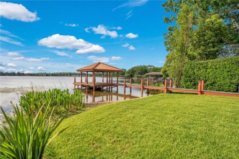 House in Orlando, Florida 3 bedrooms, 214.33 sq.m. № 1656770 - photo 24