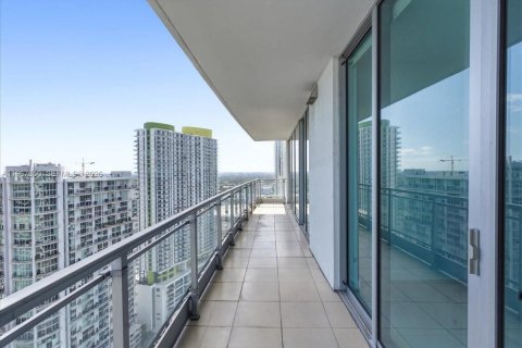 Купить кондоминиум в Майами, Флорида 2 спальни, 104.14м2, № 2174379 - фото 28