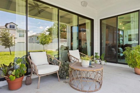 House in Tampa, Florida 5 bedrooms, 333.33 sq.m. № 1795493 - photo 26