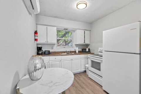 Appartement à louer à Hollywood, Floride: 1 chambre, 48.68 m2 № 2376215 - photo 4
