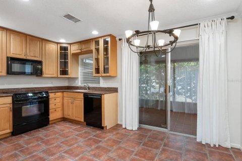 Villa ou maison à vendre à Sarasota, Floride: 2 chambres, 86.96 m2 № 1686455 - photo 7