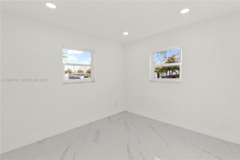 Villa ou maison à louer à West Park, Floride: 3 chambres, 108.14 m2 № 1996693 - photo 29