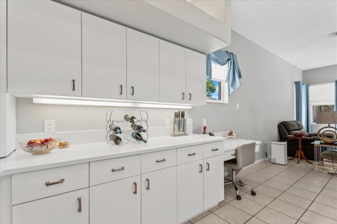 House in Venice, Florida 3 bedrooms, 239.78 sq.m. № 2199431 - photo 16
