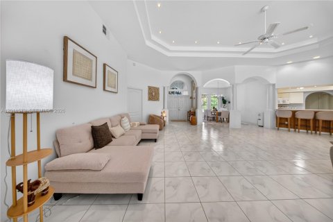 House in Lehigh Acres, Florida 4 bedrooms № 2074936 - photo 6