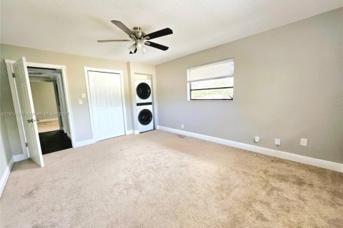 Apartamento en alquiler en Fort Lauderdale, Florida, 3 dormitorios, 102.19 m2 № 1969715 - foto 14