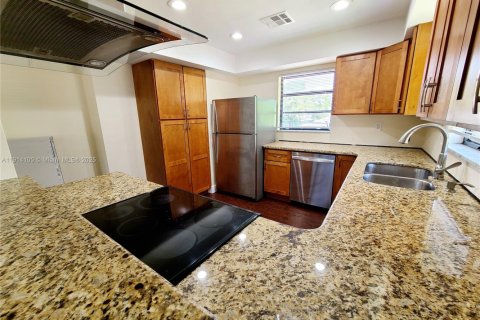 Apartamento en alquiler en Fort Lauderdale, Florida, 3 dormitorios, 102.19 m2 № 1969715 - foto 5