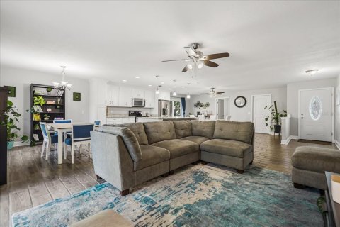 Villa ou maison à vendre à Altamonte Springs, Floride: 3 chambres, 141.58 m2 № 2138062 - photo 5