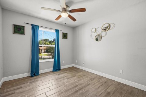 Villa ou maison à vendre à Altamonte Springs, Floride: 3 chambres, 141.58 m2 № 2138062 - photo 18