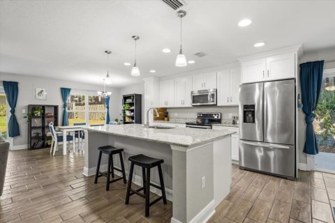 Villa ou maison à vendre à Altamonte Springs, Floride: 3 chambres, 141.58 m2 № 2138062 - photo 6