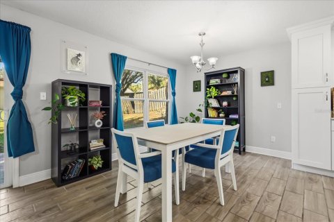 Villa ou maison à vendre à Altamonte Springs, Floride: 3 chambres, 141.58 m2 № 2138062 - photo 12
