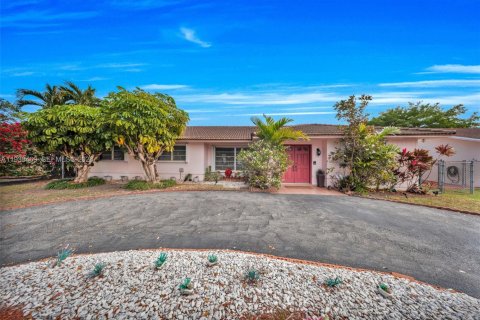 Дом в Майами, Флорида 4 спальни, 225.2м2 № 1996279