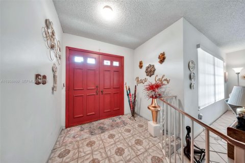 Купить виллу или дом в Майами, Флорида 4 спальни, 225.2м2, № 1996279 - фото 9