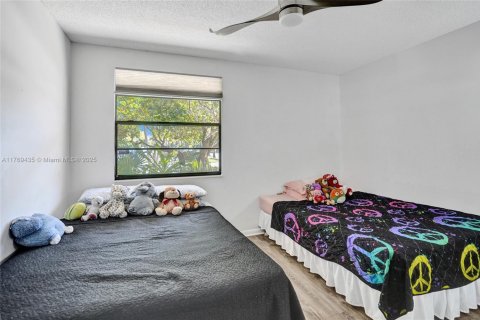Condo in West Palm Beach, Florida, 2 bedrooms  № 1726016 - photo 21