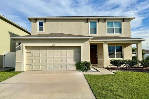 House in Kissimmee, Florida 5 bedrooms, 260.78 sq.m. № 2284750