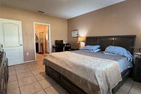 Villa ou maison à vendre à Kissimmee, Floride: 5 chambres, 260.78 m2 № 2284750 - photo 17