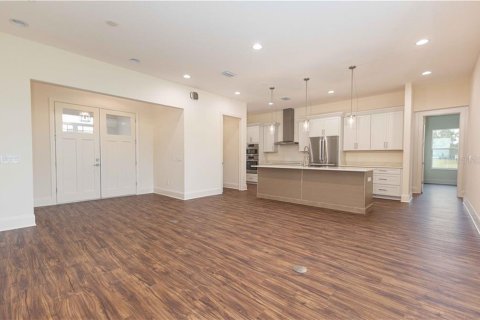 Villa ou maison à vendre à Oxford, Floride: 4 chambres № 2404448 - photo 6