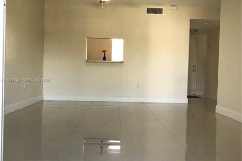 Снять в аренду кондоминиум в Плантация, Флорида 1 спальня, 70.98м2, № 2005894 - фото 10