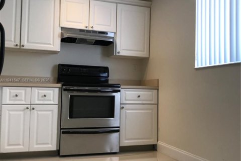 Снять в аренду кондоминиум в Плантация, Флорида 1 спальня, 70.98м2, № 2005894 - фото 4