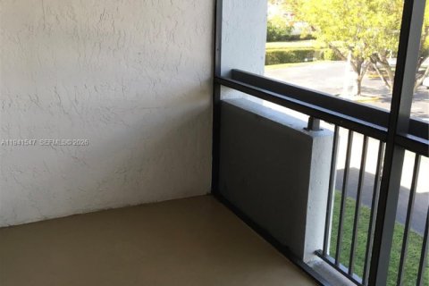 Снять в аренду кондоминиум в Плантация, Флорида 1 спальня, 70.98м2, № 2005894 - фото 13