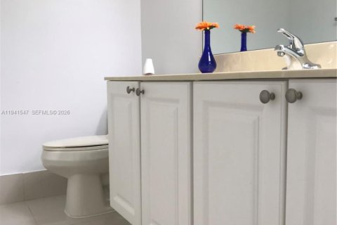 Снять в аренду кондоминиум в Плантация, Флорида 1 спальня, 70.98м2, № 2005894 - фото 15