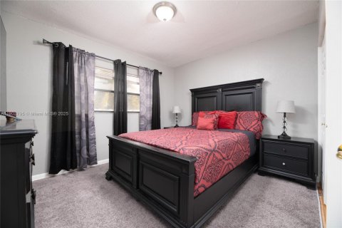 Condo in Coconut Creek, Florida, 2 bedrooms  № 1954234 - photo 11