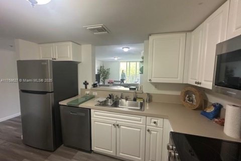 Condominio en venta en Fort Lauderdale, Florida, 1 dormitorio, 75.81 m2 № 1731995 - foto 10