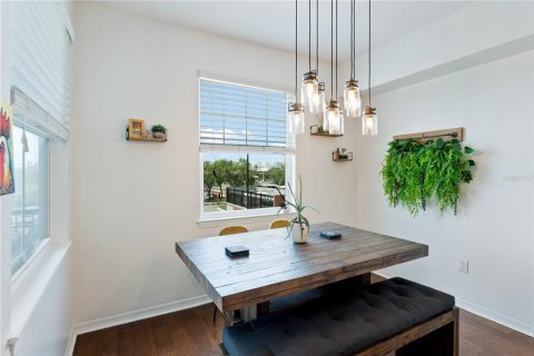 Condominio en venta en Tampa, Florida, 1 dormitorio, 96.99 m2 № 1825385 - foto 14