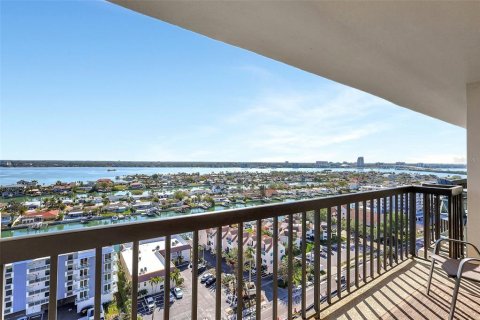 Condominio en venta en Clearwater, Florida, 2 dormitorios, 115.2 m2 № 1590473 - foto 7