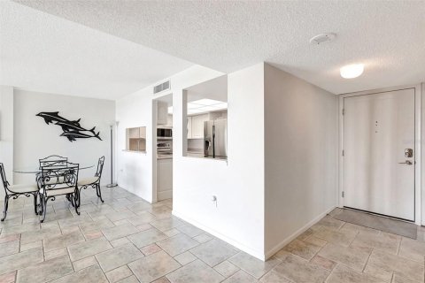 Condominio en venta en Clearwater, Florida, 2 dormitorios, 115.2 m2 № 1590473 - foto 12