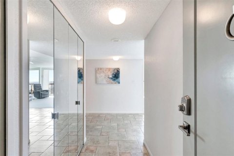 Condominio en venta en Clearwater, Florida, 2 dormitorios, 115.2 m2 № 1590473 - foto 11