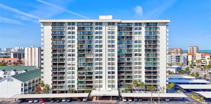Condo in Clearwater, Florida, 2 bedrooms № 1590473