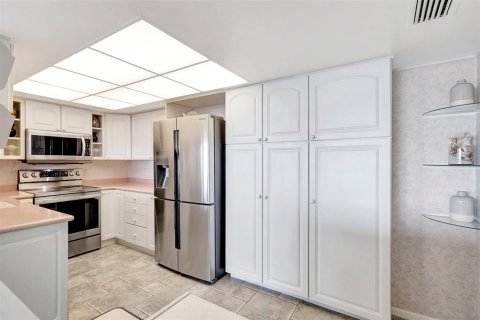 Condominio en venta en Clearwater, Florida, 2 dormitorios, 115.2 m2 № 1590473 - foto 9